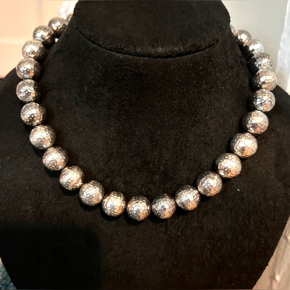 Vintage Anne Klein AKN Silver Tone Necklace | Hammered Bead Toggle 16" + 1" EUC